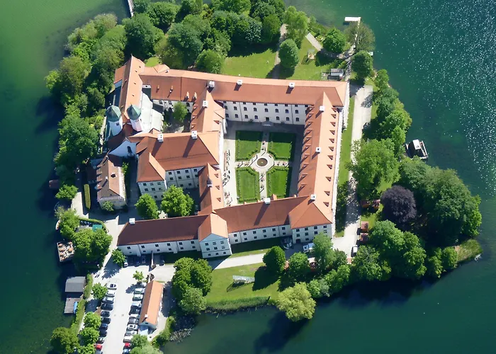 Seehotel Wassermann 3* Seeon-Seebruck