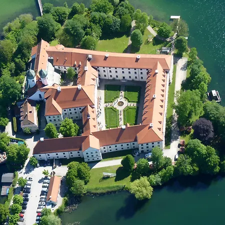 Seehotel Wassermann 3* Seeon-Seebruck