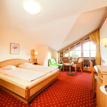 Seehotel Wassermann Отель Зеон-Зебрукк